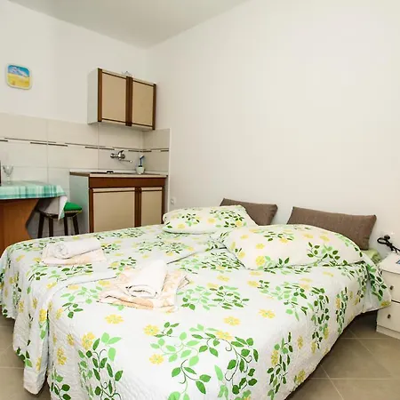 Sendi Apartment